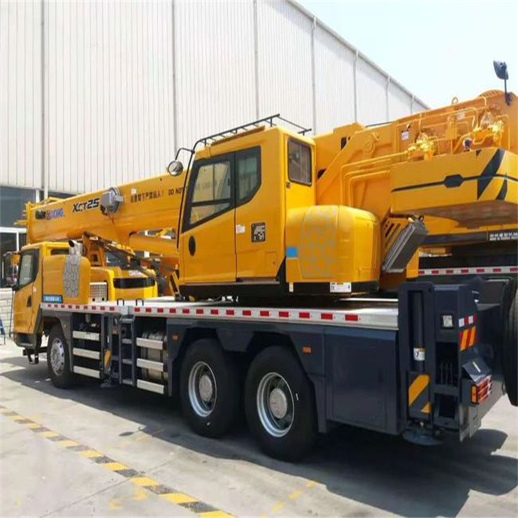 蒙城90吨吊车出租